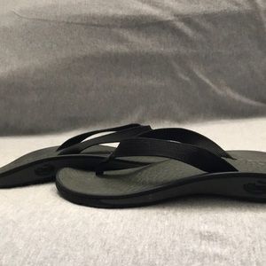 Chaco flip flop sandals